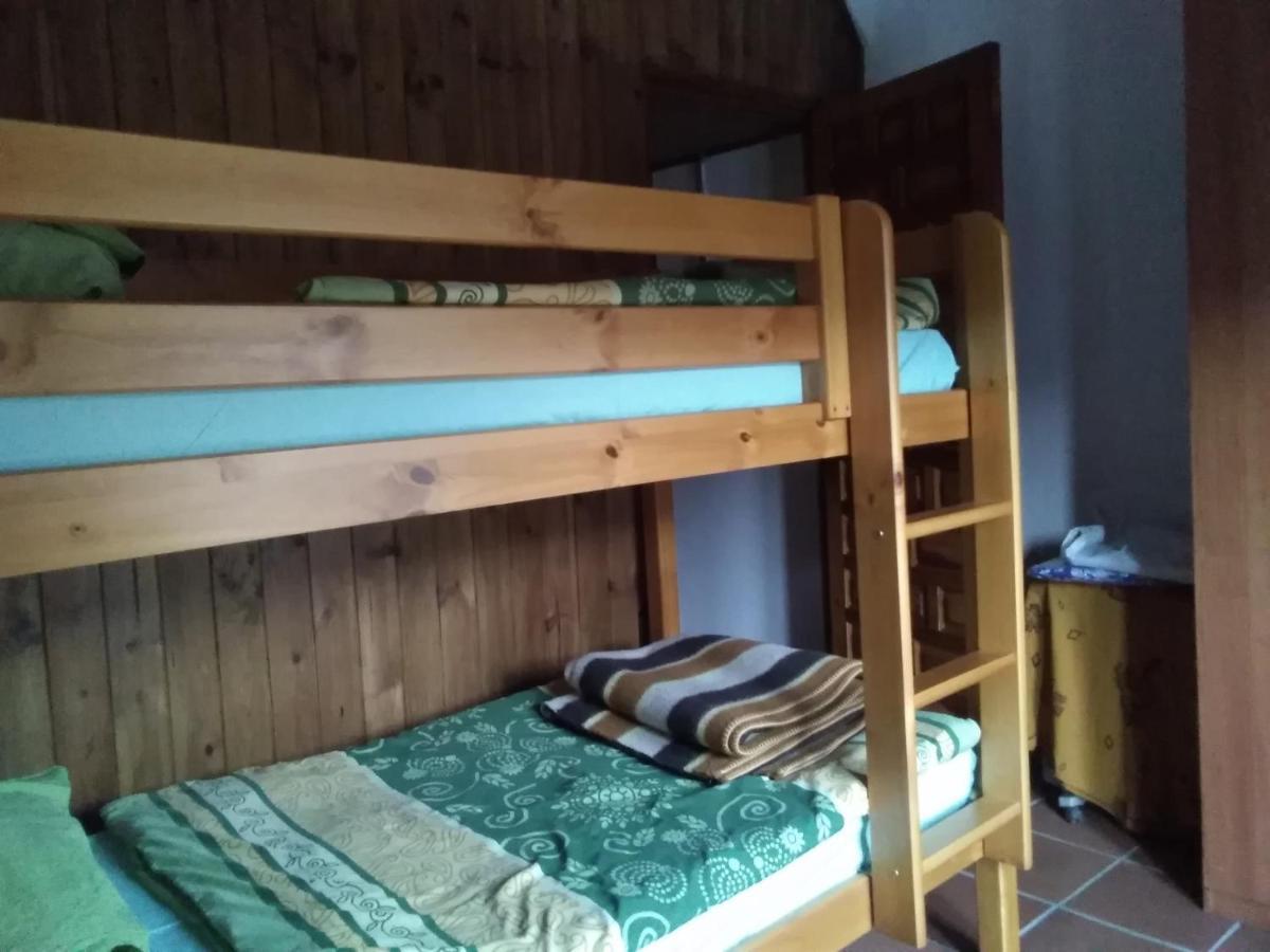 La Flecha Hostel Abrucena Екстериор снимка