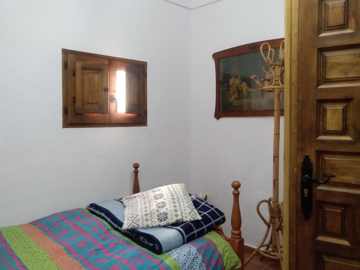 La Flecha Hostel Abrucena Екстериор снимка