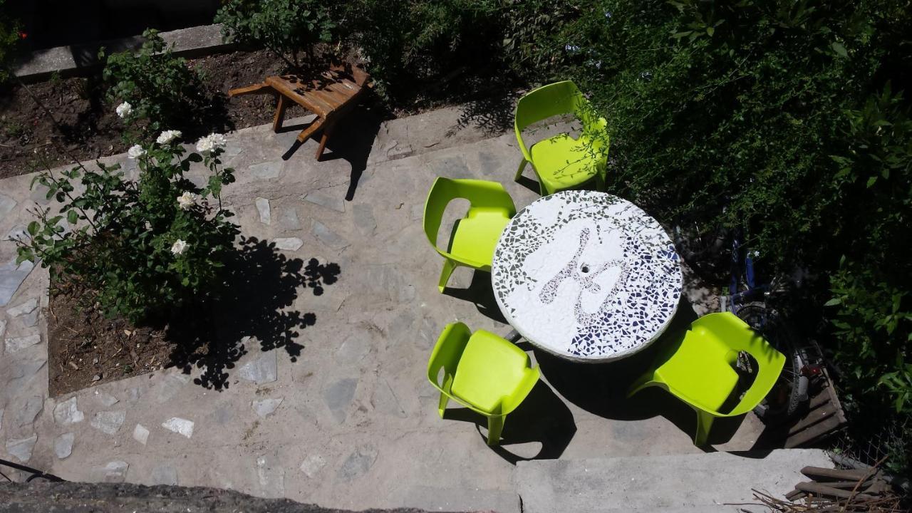 La Flecha Hostel Abrucena Екстериор снимка