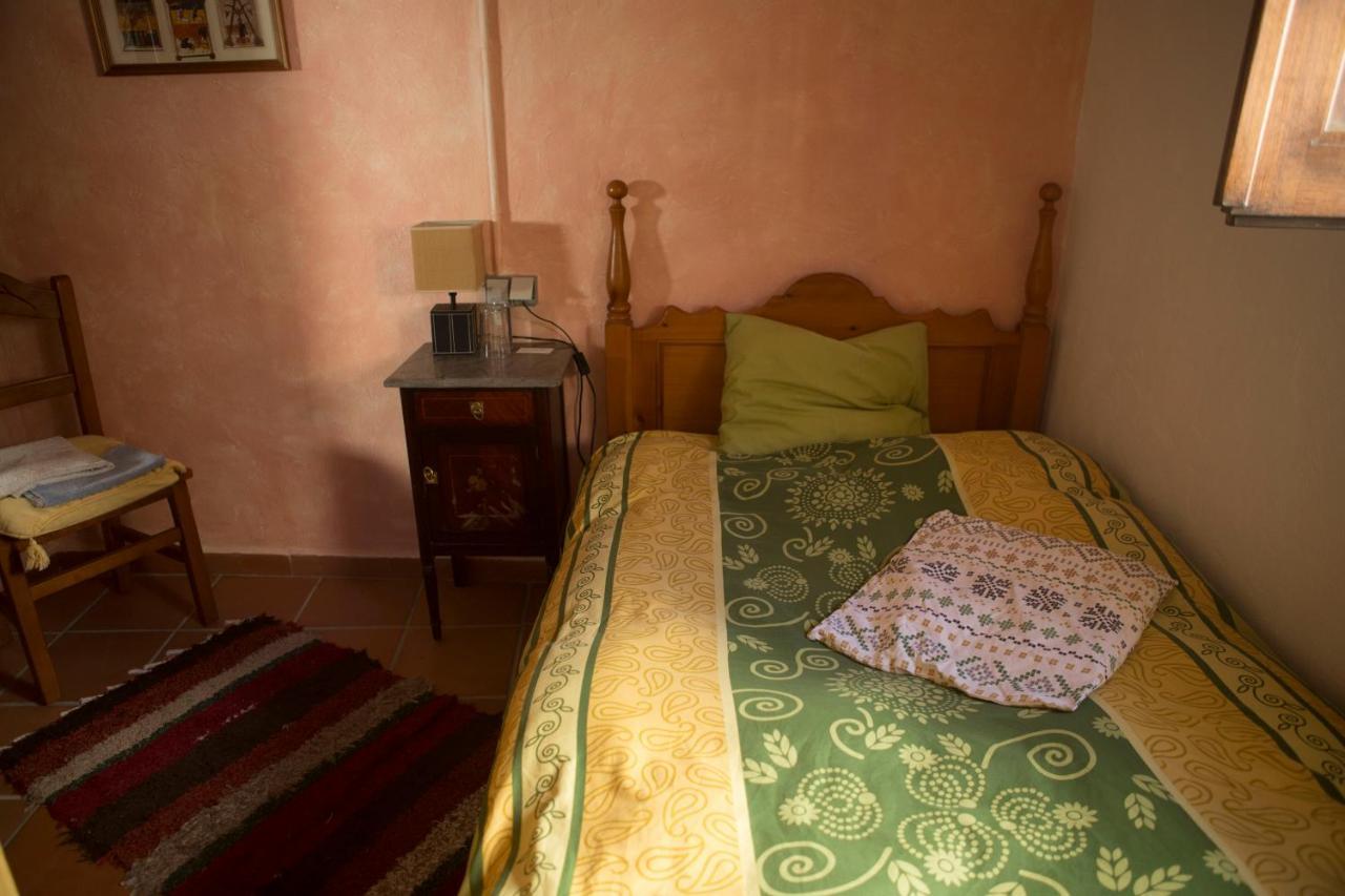 La Flecha Hostel Abrucena Екстериор снимка
