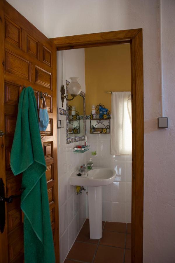 La Flecha Hostel Abrucena Екстериор снимка