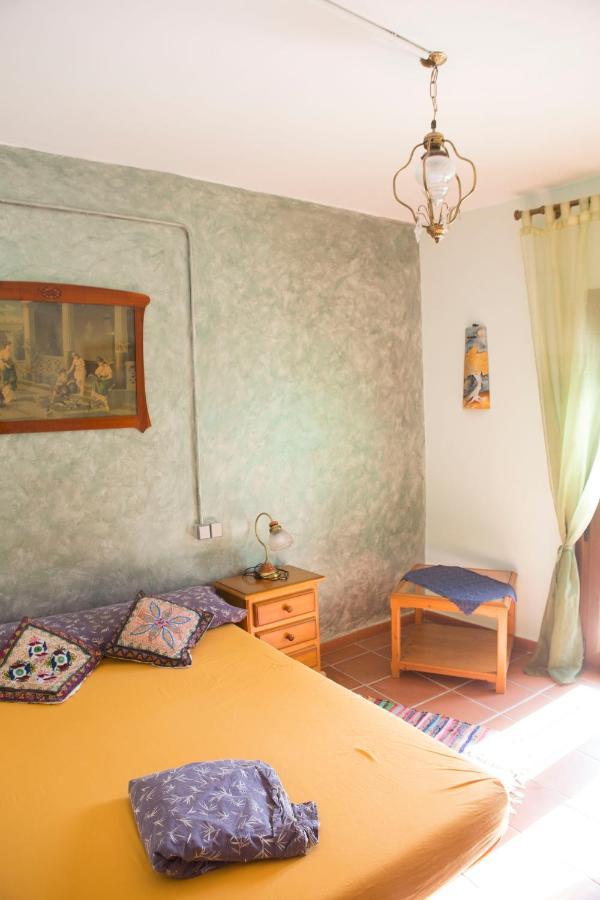 La Flecha Hostel Abrucena Екстериор снимка