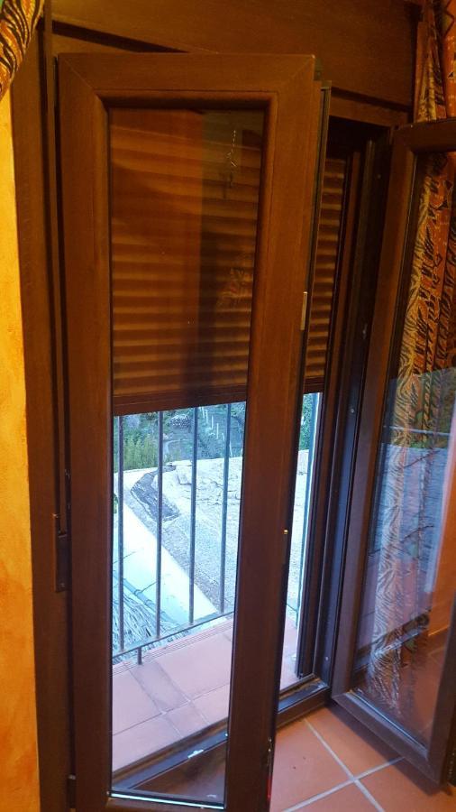 La Flecha Hostel Abrucena Екстериор снимка